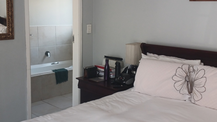 3 Bedroom Property for Sale in Beacon Bay Eastern Cape